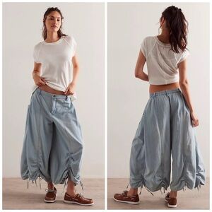 NWOT We The Free Lily Fields Cinch Jeans M